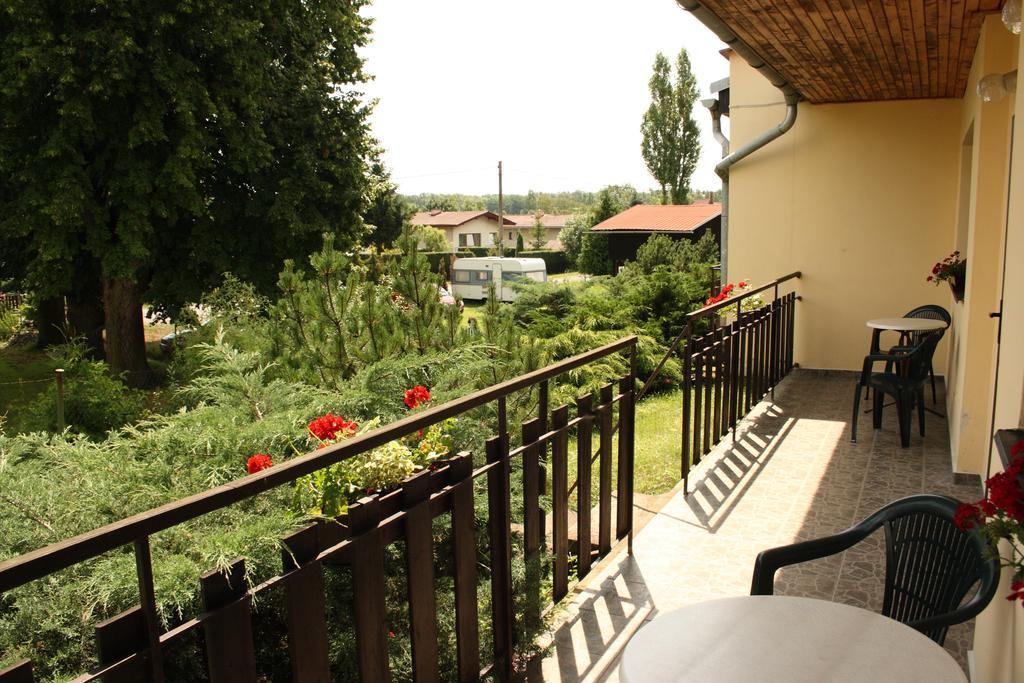 Česká Skalice Bungalovy A Ubytovani Ratiborice- Zlic מראה חיצוני תמונה