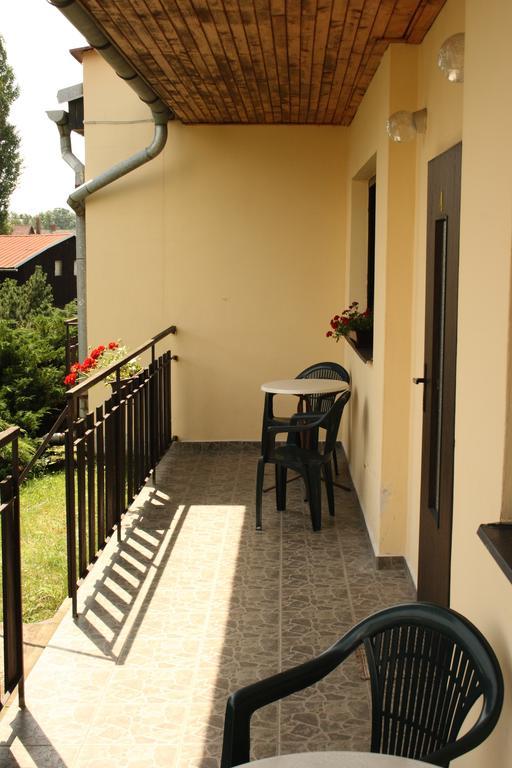 Česká Skalice Bungalovy A Ubytovani Ratiborice- Zlic מראה חיצוני תמונה